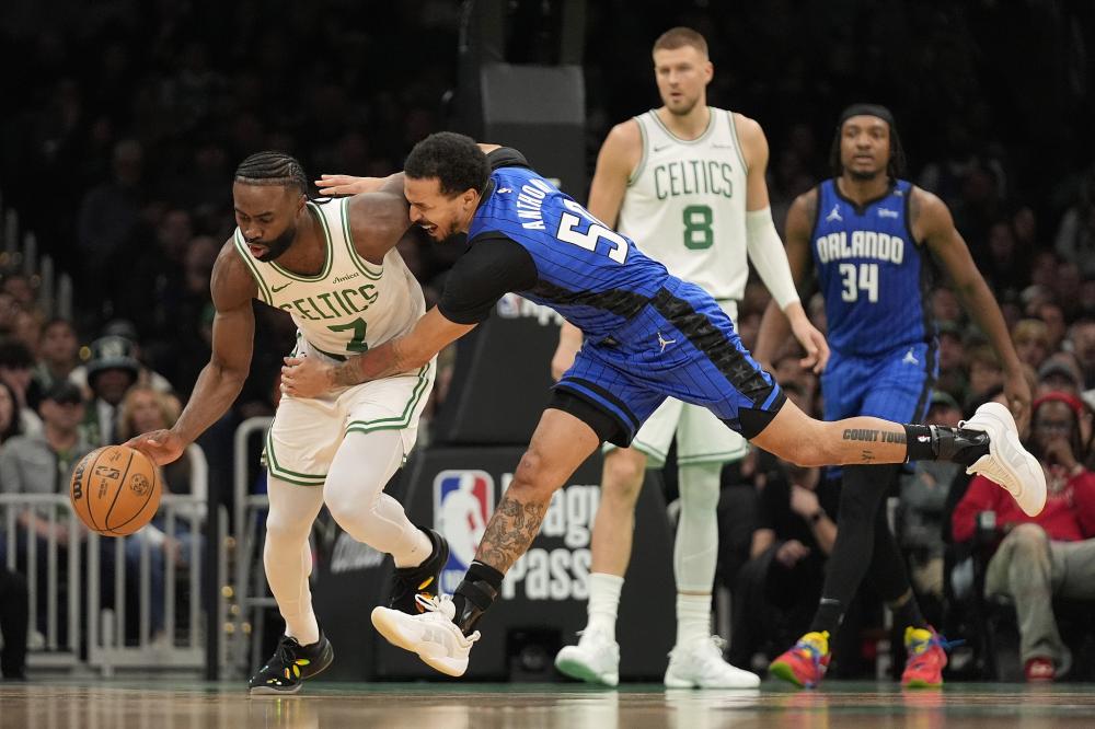 地位吸引了 地位吸引了