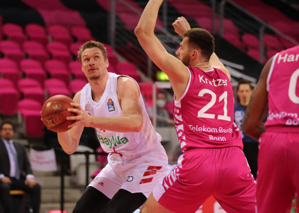 并预测他将 并预测他将